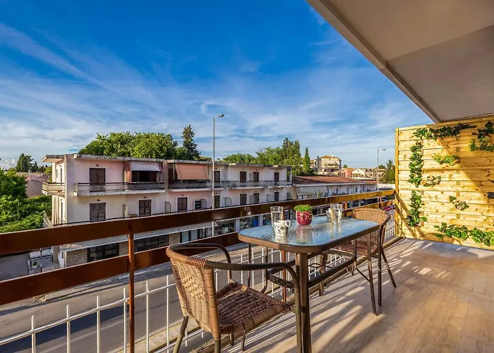 Luna Solari Appartement Mantouki